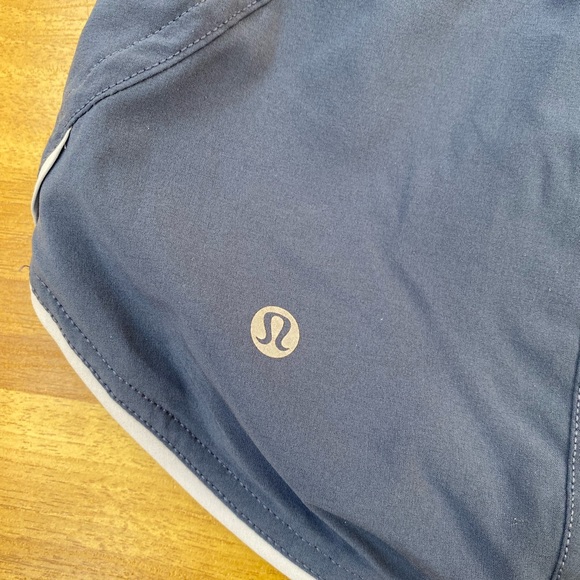Lululemon Choose A Side Shorts - Picture 8 of 12
